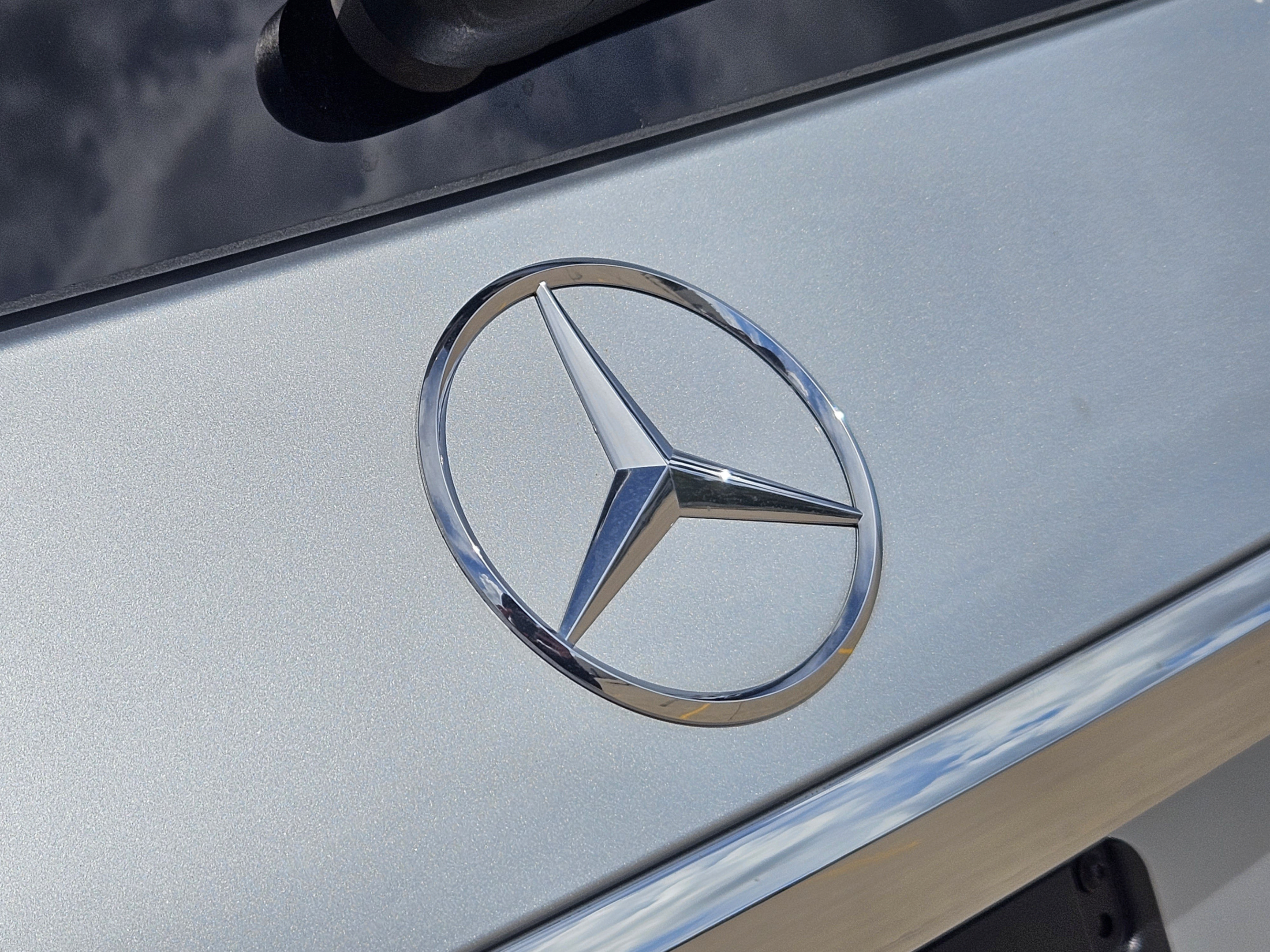 Used 2026 Mercedes-Benz GLS 450 4MATIC w/ AMG Line Exterior image 29