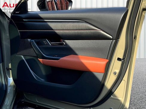 Used 2023 MAZDA CX-50 2.5 Turbo w/ Premium Plus Pkg image 28