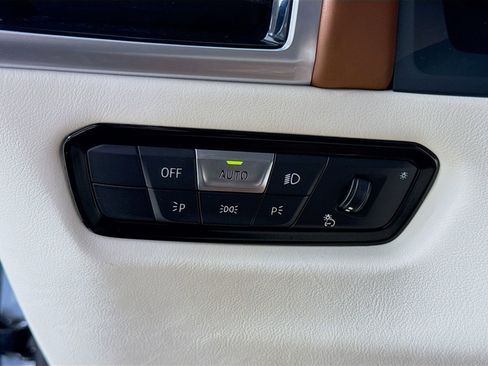 Used 2023 BMW ALPINA B8 xDrive Gran Coupe image 10