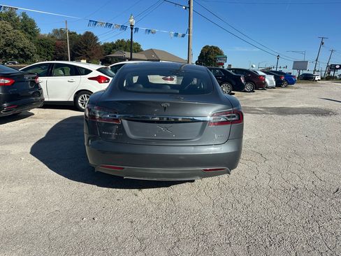 Used 2013 Tesla Model S Signature image 6