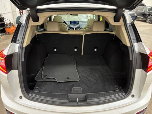 Used 2020 Acura RDX w/ Technology Package image 16