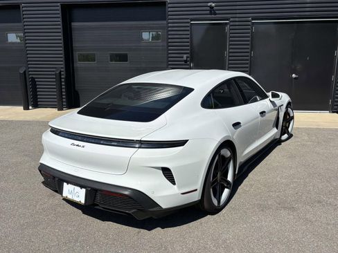 New 2026 Porsche Taycan Turbo S AWD/4WD image 10