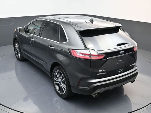 Used 2019 Ford Edge Titanium image 23