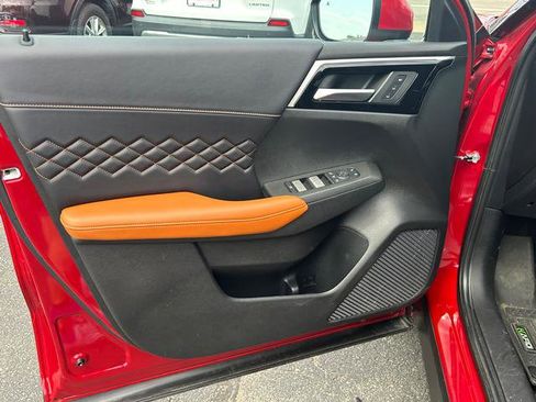 Used 2024 Mitsubishi Outlander SEL image 9