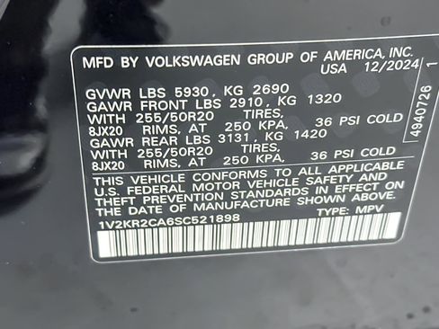 Used 2025 Volkswagen Atlas SE w/ Panoramic Sunroof Package image 28