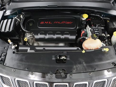 Used 2018 Jeep Compass Latitude w/ Popular Equipment Group image 37