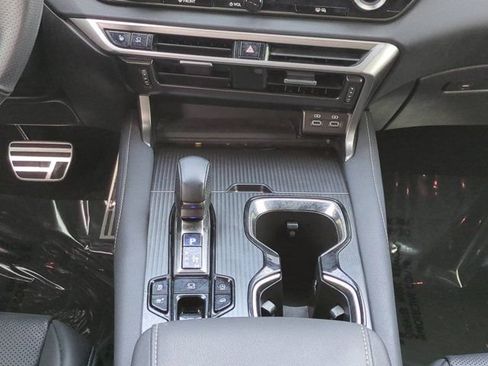 Certified 2024 Lexus RX 350 F Sport w/ Convenience Package AWD/4WD image 18