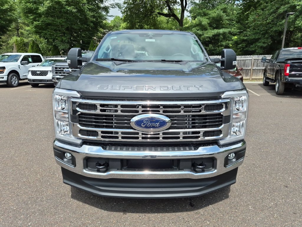 New 2026 Ford F250 XLT w/ FX4 Off-Road Package AWD/4WD image 3