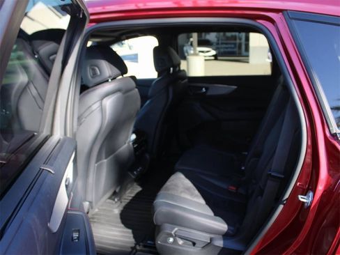 Used 2023 Acura MDX A-Spec image 11