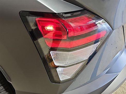 New 2026 Hyundai Kona SEL Premium image 32