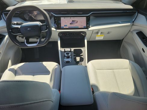 New 2026 Jeep Cherokee Laredo AWD/4WD image 14