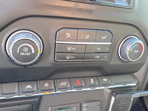 Used 2023 Chevrolet Silverado 1500 Custom RWD image 20
