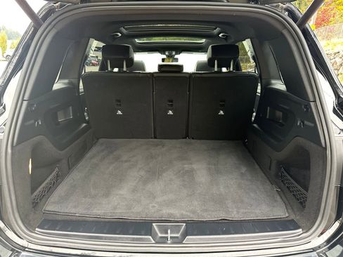 Used 2020 Mercedes-Benz GLB 250 4MATIC w/ Premium Package image 27