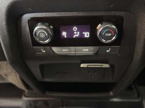 Used 2026 Chevrolet Traverse RS w/ LPO, Floor Liner Package AWD/4WD image 13