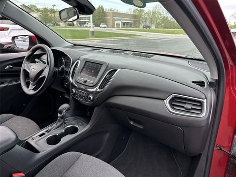 Certified 2023 Chevrolet Equinox LT FWD image 27