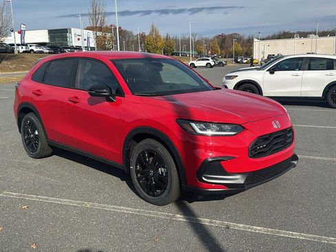 New 2026 Honda HR-V Sport image 2