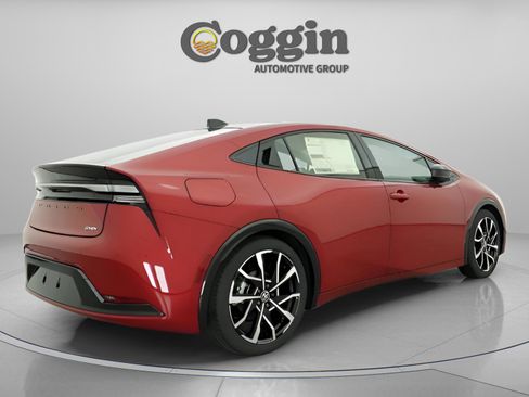 New 2026 Toyota Prius Plug-In Hybrid image 18