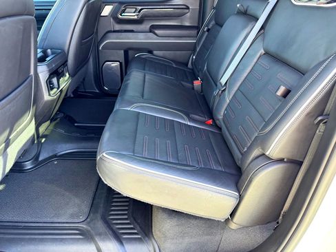 Used 2022 GMC Sierra 1500 AT4X image 21