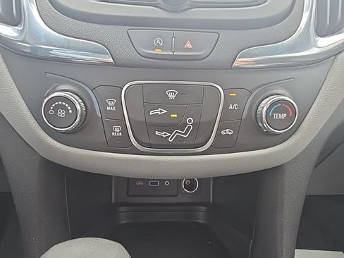 Certified 2024 Chevrolet Equinox LS w/ LPO, Floor Liner Package AWD/4WD image 17