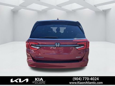 Used 2022 Honda Odyssey Touring image 4