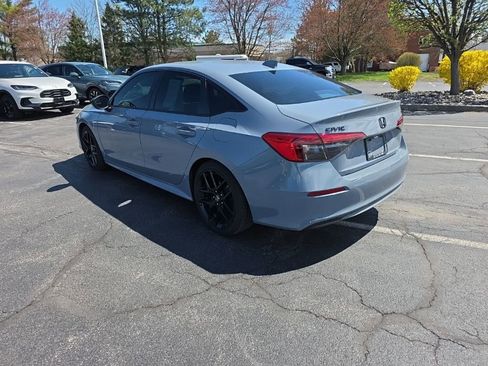 Used 2023 Honda Civic Sport image 5