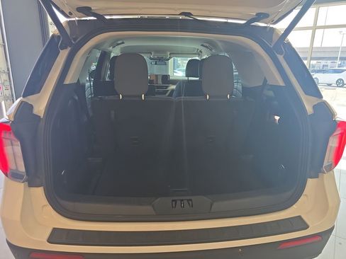 Used 2025 Ford Explorer Active image 29