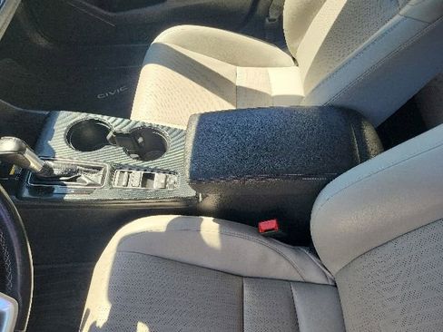 Used 2023 Honda Civic Touring image 33