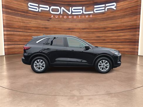 Used 2023 Ford Escape Active image 6