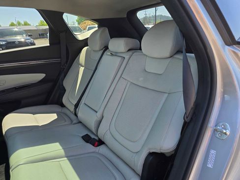 Used 2024 Hyundai Tucson Limited AWD/4WD image 16