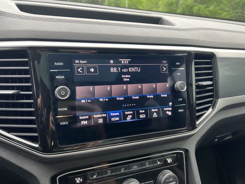 Used 2023 Volkswagen Atlas SEL Premium image 21