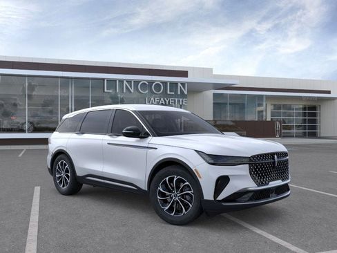 New 2026 Lincoln Nautilus Premier image 7