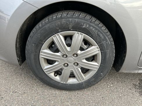 Used 2023 Kia Rio S image 8