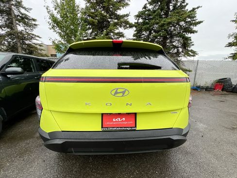 Used 2024 Hyundai Kona SEL AWD/4WD image 27