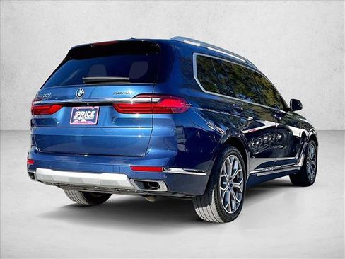 Used 2022 BMW X7 xDrive40i w/ Executive Package AWD/4WD image 2