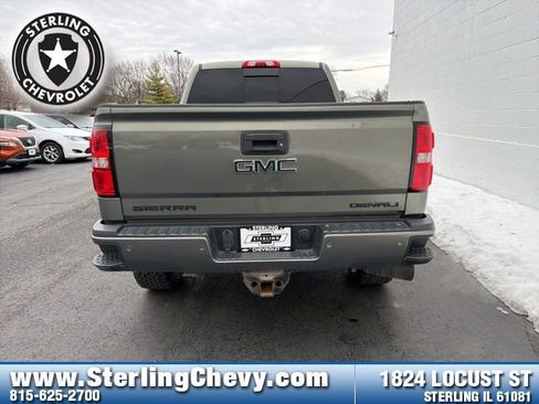 Used 2018 GMC Sierra 3500 Denali w/ Duramax Plus Package image 4