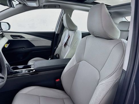 New 2026 Toyota Camry XLE AWD/4WD image 31