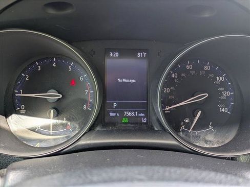 Used 2021 Toyota C-HR Limited FWD image 11