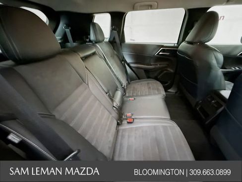 Used 2024 Mitsubishi Outlander SE Black Edition image 27