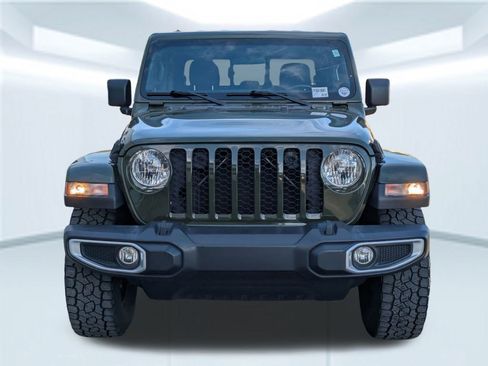 Used 2021 Jeep Gladiator Sport image 10