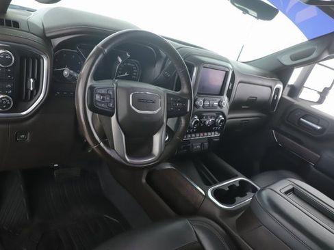 Used 2022 GMC Sierra 2500 Denali w/ Denali Ultimate Package image 18