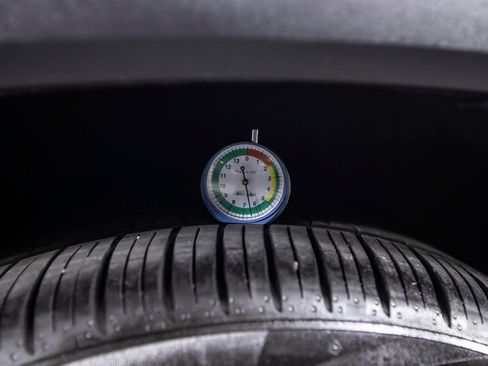 Used 2024 Mercedes-Benz GLS 450 4MATIC image 48