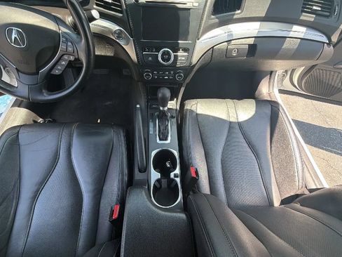 Used 2019 Acura ILX FWD image 17