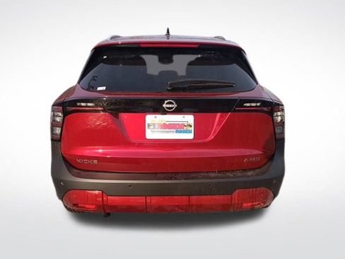 New 2026 Nissan Kicks SV w/ SV Premium Package image 4