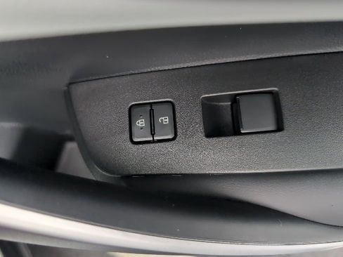 New 2025 Toyota Corolla SE image 21