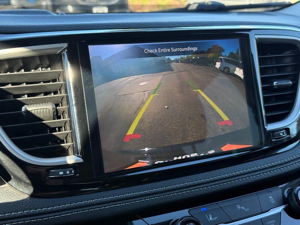 Certified 2024 Chrysler Pacifica Limited FWD image 18