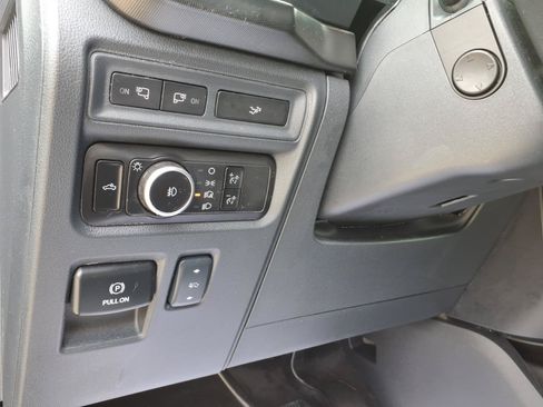 Used 2024 Ford F150 Lariat w/ Equipment Group 502A High AWD/4WD image 17
