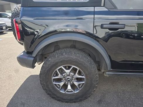 Used 2023 Ford Bronco Badlands AWD/4WD image 5
