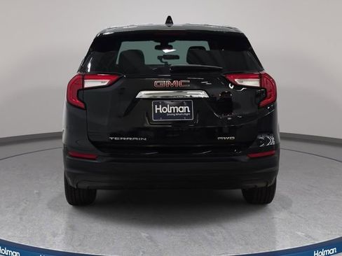 Used 2024 GMC Terrain SLE AWD/4WD image 7