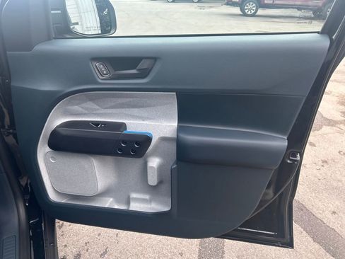 New 2025 Ford Maverick XLT image 27