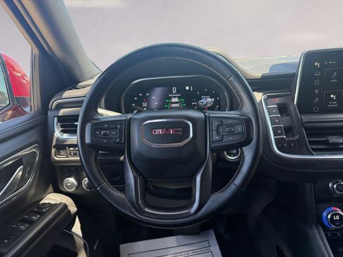 Used 2023 GMC Yukon AT4 w/ AT4 Premium Package image 12